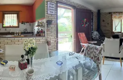 Casa com 4 quartos à venda na rua pedro de oliveira frança, 80, hípica, porto alegre, 200 m2 por r$ 1.200.000