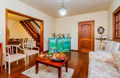 Casa com 3 quartos à venda na rua professor josé conde, 35, partenon, porto alegre, 300 m2 por r$ 1.000.000