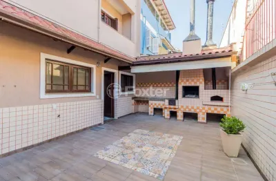 Casa em condomínio fechado com 3 quartos à venda na alameda três de outubro, 665, sarandi, porto alegre, 114 m2 por r$ 799.900