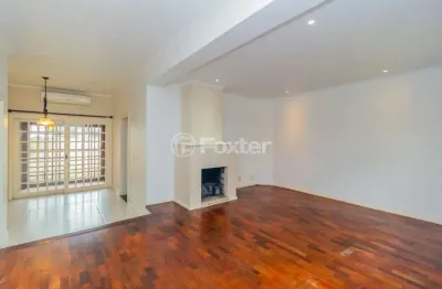 Casa em condomínio fechado com 3 quartos à venda na avenida da cavalhada, 6021, cavalhada, porto alegre, 135 m2 por r$ 675.000