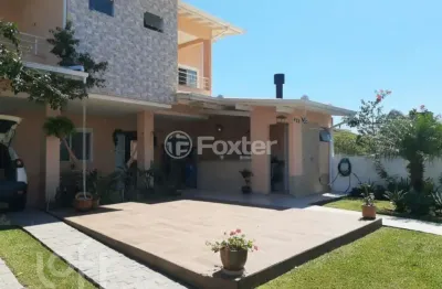 Casa com 5 quartos à venda na rua pica-pau, 223, enseada de brito, palhoça, 287 m2 por r$ 1.290.000