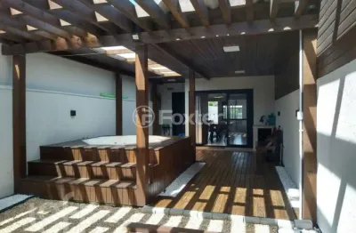 Casa com 3 quartos à venda na Rua Tarumã, 1, Enseada de Brito, Palhoça, 124 m2 por R$ 890.000