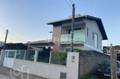 Casa com 3 quartos à venda na rua hamilton de lima, 40, potecas, são josé, 160 m2 por r$ 800.000