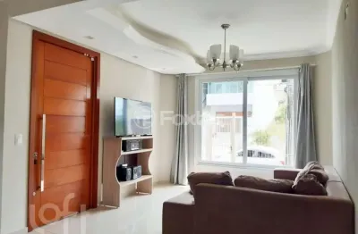 Casa com 3 quartos à venda na rua senador mondin, 125, aberta dos morros, porto alegre, 218 m2 por r$ 690.000