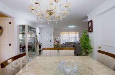 Casa com 3 quartos à venda na rua doutor barbosa gonçalves, 230, chácara das pedras, porto alegre, 186 m2 por r$ 1.390.000