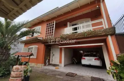 Casa com 3 quartos à venda na rua rocha pombo, 268, santa teresa, são leopoldo, 140 m2 por r$ 689.000