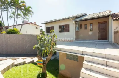 Casa com 3 quartos à venda na rua doutor osvaldo degrazia, 320, costa e silva, porto alegre, 172 m2 por r$ 470.000