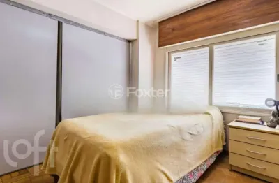 Apartamento com 3 quartos à venda na rua quintino bandeira, 15, são geraldo, porto alegre, 86 m2 por r$ 300.000
