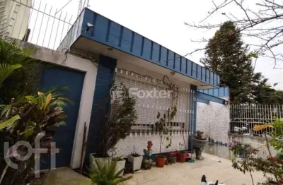 Casa com 3 quartos à venda na rua eurico lara, 546, medianeira, porto alegre, 177 m2 por r$ 750.000