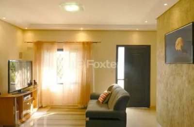 Casa com 3 quartos à venda na avenida belém velho, 2335, vila nova, porto alegre, 11 m2 por r$ 675.000