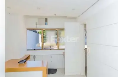 Sala comercial com 1 sala à venda na rua padre chagas, 185, moinhos de vento, porto alegre, 44 m2 por r$ 332.500