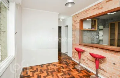 Apartamento com 2 quartos à venda na rua botafogo, 621, menino deus, porto alegre, 46 m2 por r$ 296.800