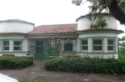 Casa com 4 quartos à venda na rua joão paetzel, 306, chácara das pedras, porto alegre, 300 m2 por r$ 960.000