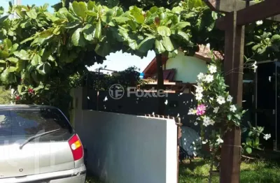 Casa com 3 quartos à venda na servidão maria clara de jesus, 3, são joão do rio vermelho, florianópolis, 110 m2 por r$ 330.000