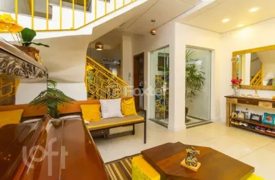 Casa em condomínio fechado com 3 quartos à venda na rua doutor armando barbedo, 541, tristeza, porto alegre, 221 m2 por r$ 1.050.000