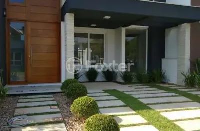 Casa com 3 quartos à venda na rua carlos maximiliano fayet, 80, hípica, porto alegre, 140 m2 por r$ 795.000