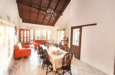Casa com 5 quartos à venda na rua mozart, 133, três figueiras, porto alegre, 300 m2 por r$ 2.100.000