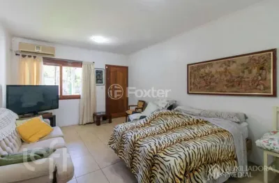 Casa com 3 quartos à venda na rua márcio dias, 176, nonoai, porto alegre, 317 m2 por r$ 850.000