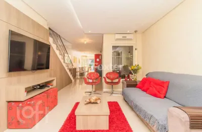 Casa com 3 quartos à venda na rua leite de castro, 46, jardim itu sabará, porto alegre, 210 m2 por r$ 1.080.000