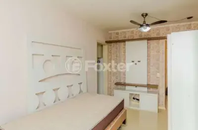 Kitnet / stúdio à venda na rua joão alfredo, 312, cidade baixa, porto alegre, 31 m2 por r$ 171.000