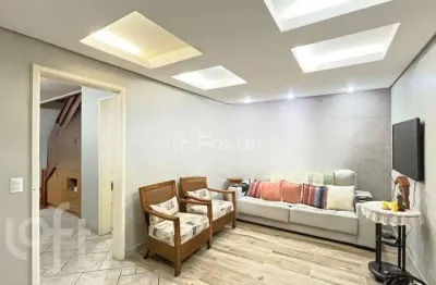 Casa com 4 quartos à venda na travessa escobar, 409, camaquã, porto alegre, 409 m2 por r$ 1.970.000
