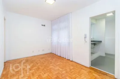 Apartamento com 1 quarto à venda na rua santo antônio, 563, floresta, porto alegre, 45 m2 por r$ 290.000