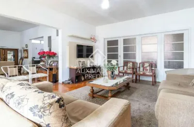 Casa com 3 quartos à venda na avenida pernambuco, 2728, são geraldo, porto alegre, 300 m2 por r$ 955.000