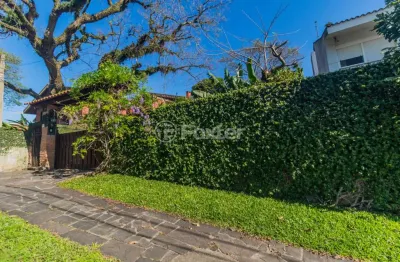 Casa com 4 quartos à venda na rua coroados, 1200, vila assunção, porto alegre, 360 m2 por r$ 2.200.000