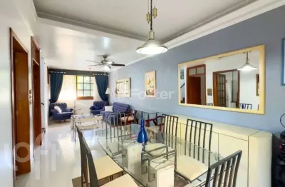 Casa com 3 quartos à venda na avenida karl iwers, 150, jardim itu sabará, porto alegre, 194 m2 por r$ 974.990