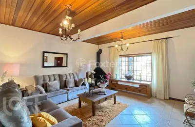 Casa com 5 quartos à venda na rua mata coelho, 98, nonoai, porto alegre, 200 m2 por r$ 530.000