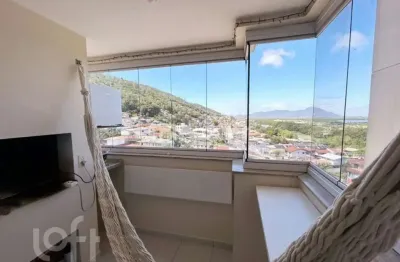 Apartamento com 2 quartos à venda na avenida governador jorge lacerda, 1835, costeira do pirajubaé, florianópolis, 56 m2 por r$ 600.000