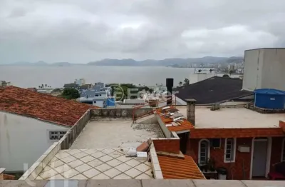 Casa com 2 quartos à venda na rua poeta francisco machado de souza, 132, estreito, florianópolis, 152 m2 por r$ 860.000