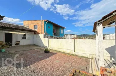 Casa com 2 quartos à venda na rua padre joão batista reus, 3220, camaquã, porto alegre, 120 m2 por r$ 449.000