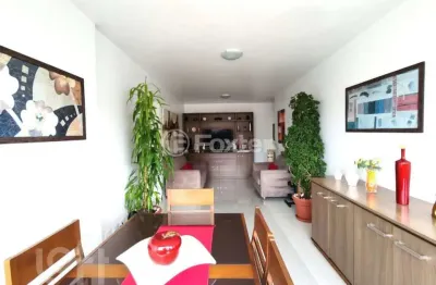 Apartamento com 3 quartos à venda na avenida dom cláudio josé gonçalves ponce de leão, 165, vila ipiranga, porto alegre, 94 m2 por r$ 685.000