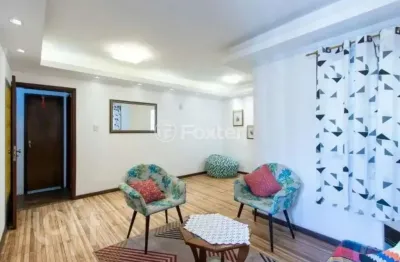 Casa com 3 quartos à venda na avenida antônio carvalho, 1441, jardim carvalho, porto alegre, 214 m2 por r$ 695.000