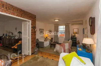 Casa com 5 quartos à venda na rua marquês de abrantes, 51, santo antônio, porto alegre, 280 m2 por r$ 990.000