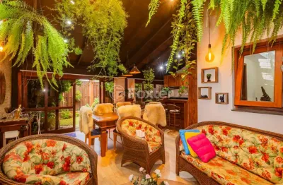 Casa em condomínio fechado com 3 quartos à venda na avenida cai, 735, cristal, porto alegre, 385 m2 por r$ 2.100.000