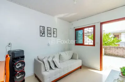 Casa com 2 quartos à venda na rua três mil setecentos e setenta e dois, 427, lomba do pinheiro, porto alegre, 85 m2 por r$ 248.000