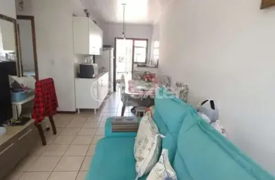 Casa com 2 quartos à venda na rua pedro faria, 105, hípica, porto alegre, 65 m2 por r$ 294.500