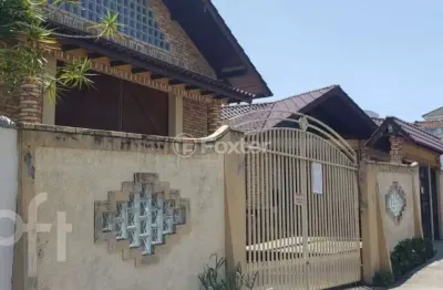 Casa com 5 quartos à venda na rua capitão savas, 141, itaguaçu, florianópolis, 400 m2 por r$ 3.000.000