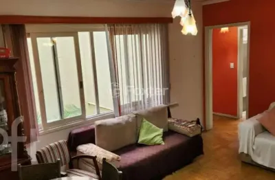 Apartamento com 2 quartos à venda na rua demétrio ribeiro, 997, centro histórico, porto alegre, 75 m2 por r$ 370.000