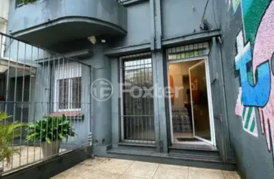 Apartamento com 3 quartos à venda na rua santo antônio, 391, floresta, porto alegre, 132 m2 por r$ 450.000
