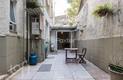 Apartamento com 3 quartos à venda na Rua Santo Antônio, 391, Floresta, Porto Alegre, 132 m2 por R$ 450.000