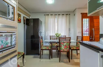 Casa com 3 quartos à venda na rua marechal sampaio, 181, jardim floresta, porto alegre, 181 m2 por r$ 869.000