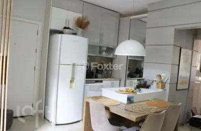 Apartamento com 2 quartos à venda na rua tiradentes, 170, independência, porto alegre, 72 m2 por r$ 585.000