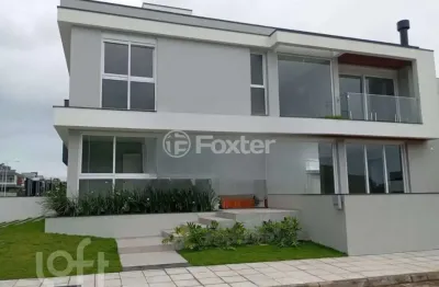 Casa com 3 quartos à venda na rodovia doutor antônio luiz moura gonzaga, 3138, rio tavares, florianópolis, 194 m2 por r$ 2.700.000