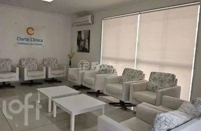 Casa com 3 quartos à venda na rua pinaré, 203, vila assunção, porto alegre, 228 m2 por r$ 2.000.000