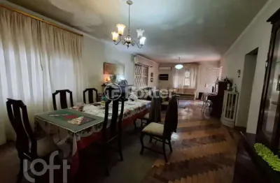 Casa com 3 quartos à venda na rua dário pederneiras, 656, petrópolis, porto alegre, 205 m2 por r$ 2.660.000