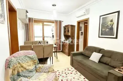 Apartamento com 2 quartos à venda na rua duque de caxias, 784, centro histórico, porto alegre, 73 m2 por r$ 640.000