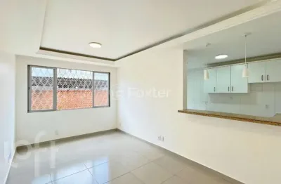 Apartamento com 2 quartos à venda na rua botafogo, 341, menino deus, porto alegre, 70 m2 por r$ 346.000
